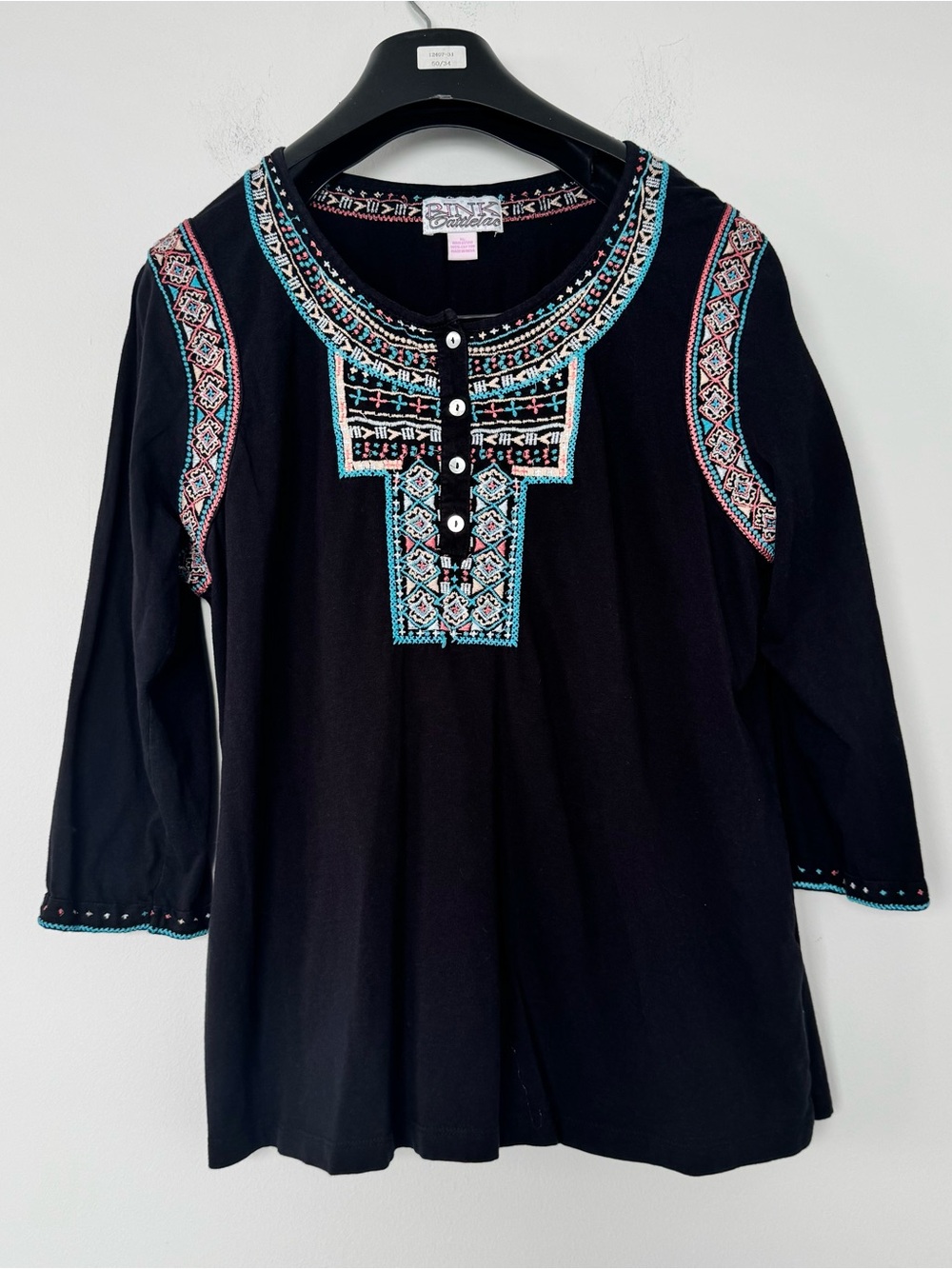 Pink Cattlelac Embroidered Henley Top Womens XL Black 3/4 Sleeve Boho Western
